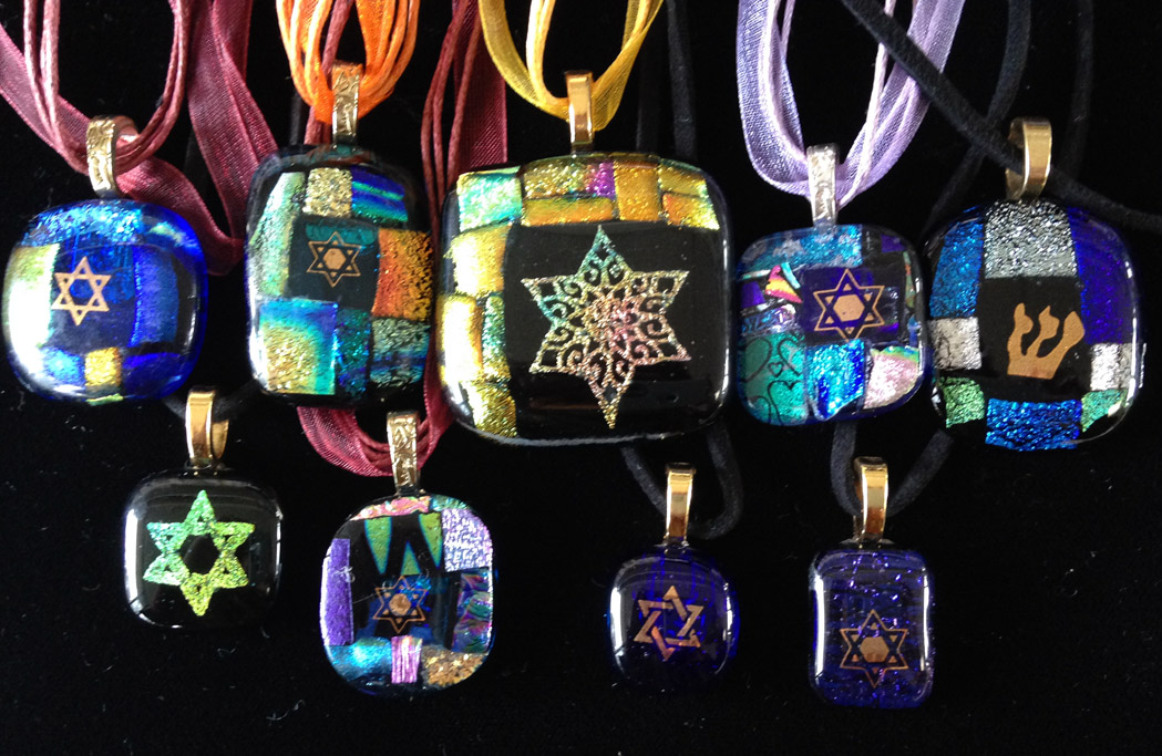 glass pendants web